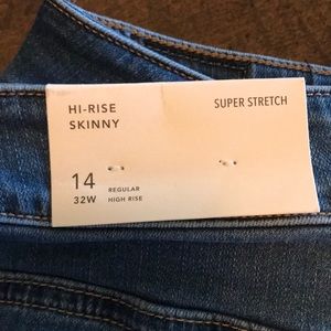 American Eagle High Rise Skinny Jeans